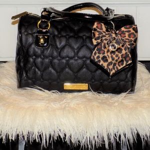 Betsy Johnson "Queen of hearts" Hand-bag